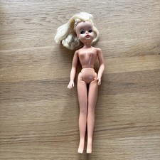 Vintage Pedigree  Sindy Doll