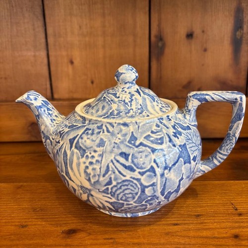 Burleigh scilla teapot 580ml - scilla,