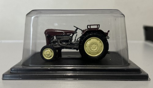 Hachette scale 1962 ursus - 1:43,