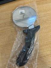 Pizza / Pastry Wheel - Black 4"