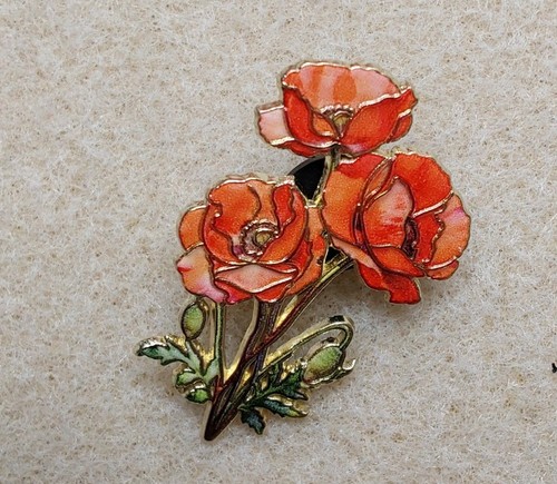 Gold edged flower lapel - 3,