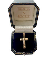 1973 Gold Cross Crucifix Pendant 9ct Gold Crucifix Cross Vintage Pendant