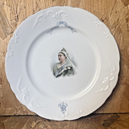 Antique 1897 royal doulton - antique,
