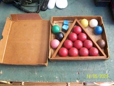 Antique Set Snooker Balls