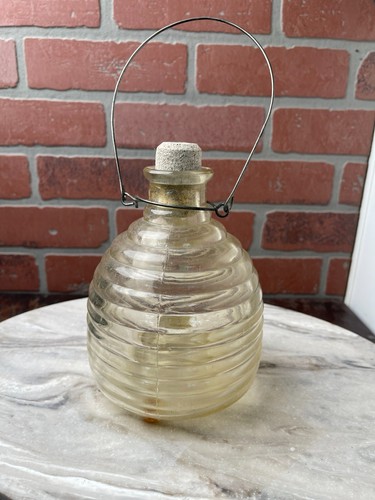 Antique yellow ribbed glass - yellow,