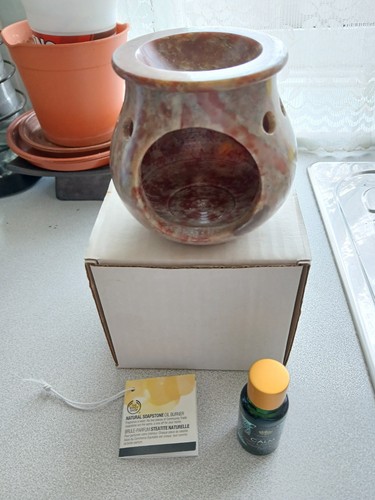Soapstone oil burner for