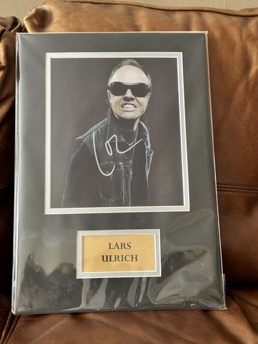 Lars ulrich signed colour 10x8 - lars,