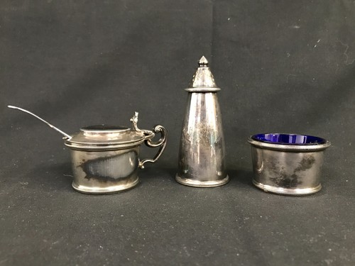 Vintage silver plated serving - plated,