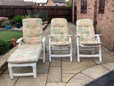 Hartman two recliner chairs and one foldable sunlounger with rear wheels.