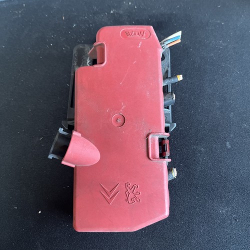 Citroen battery fuse box - citroen,