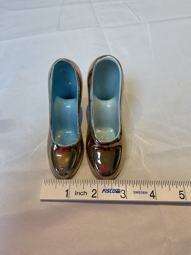 Pair vintage gold - vintage,