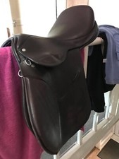 Grandee GP brown saddle, few scratches 