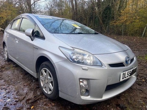 Toyota prius breaking - 2010, to