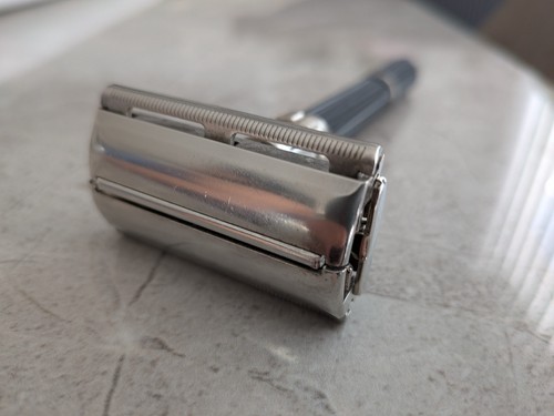 1976 gillette black - 1976,