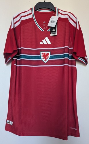 Bnwt large authentic - bnwt,