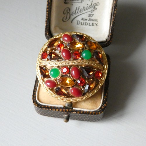 Vintage sphinx brooch - vintage,