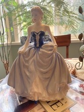 Royal Doulton Susan HN4532