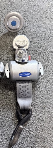Q-Straint retractable