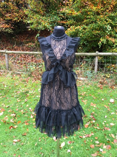 Bnwt three floor black - bnwt,