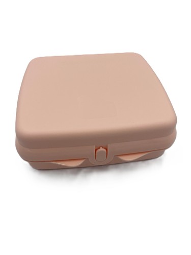 New tupperware sandwich keeper - tupperware,