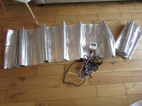 Under floor electric heating - under,