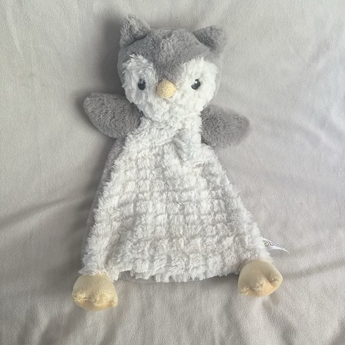 Aurora ebba grey owl - owl, flat