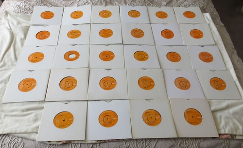 Elvis presley lot - of, 28