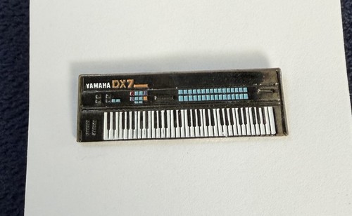 Yamaha dx7 synthesizer - yamaha,