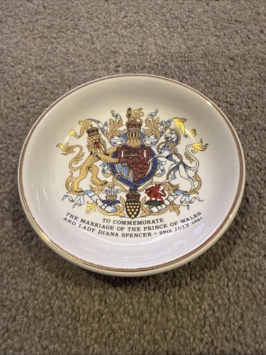 Commemorative charles and - commemorative,