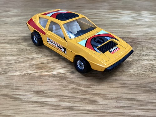 Corgi lotus elite yellow - corgi, elite,