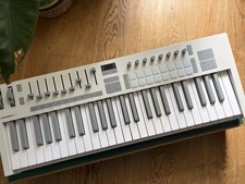 Novation Launchkey 49 MK4 USB