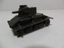DINKY TOYS Pre War Army Light Tank # 152a