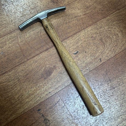 Whitehouse upholsterers tack - upholsterers,