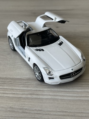 Welly mercedes benz - 1:24, mercedes-benz