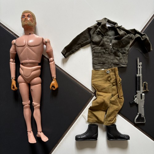 Vintage 1964 action man - action,