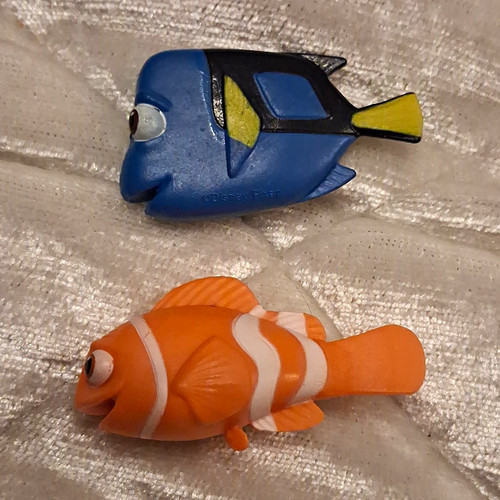 Disney pixar finding - finding, dory