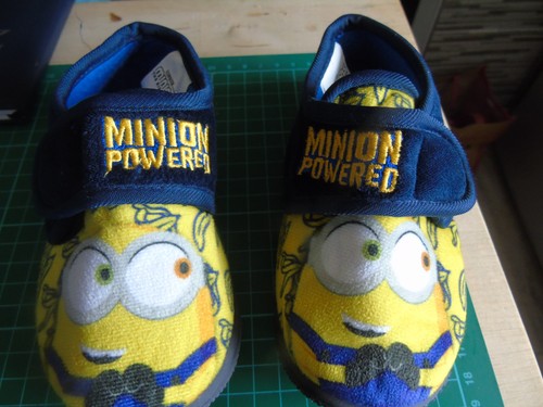 Childs size slippers - size,