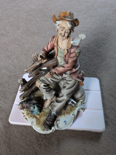 Vintage capodimonte tramp - vintage,