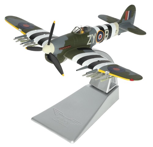 Aa36506 corgi hawker - corgi,