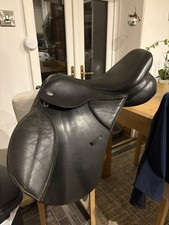 Thorowgood T8 Jump Saddle