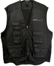 Fly Fishing Vest Gilet Black Chest 50in Zip 9 pockets Logo Used EBSK3910