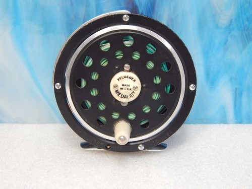 Pflueger medalist fly reel - pflueger,