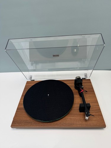 Pro ject turntable - t2,