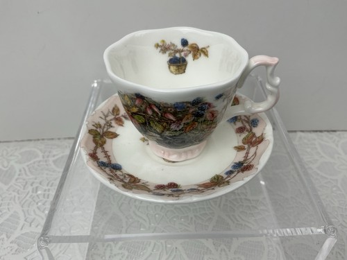 Royal doulton brambly - doulton,