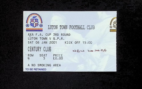 Luton town queens park - luton,