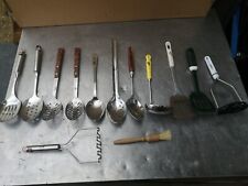 NO432  ASSORTMENT OF KITCHEN