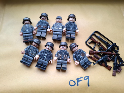 Mini figure german - mini, -german