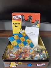 1998 THE SIMPSONS 100% Official 3D Chess Set By Cardinal In Commemorative Tin.PS
