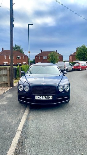 Bentley flying spur - bentley,