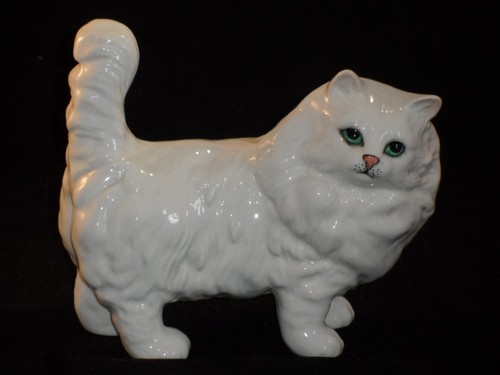 Beswick figurine 1898 - figurine, standing
